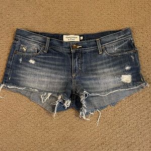 Abercrombie & Fitch jean shorts size 4